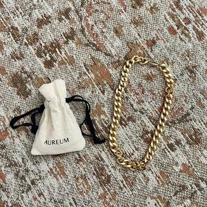 New Aureum Gold necklace
